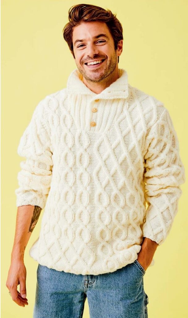 вязаный пуловер