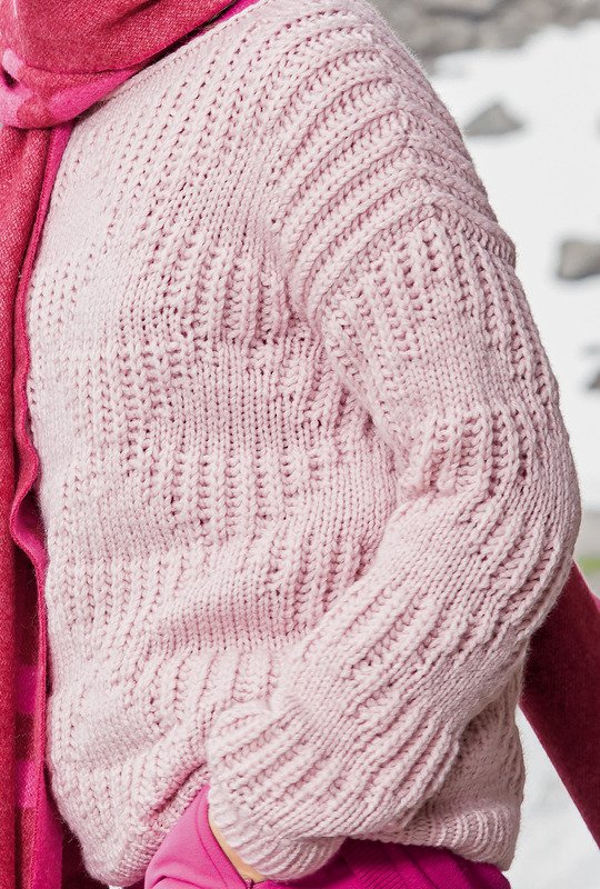 вязаный пуловер