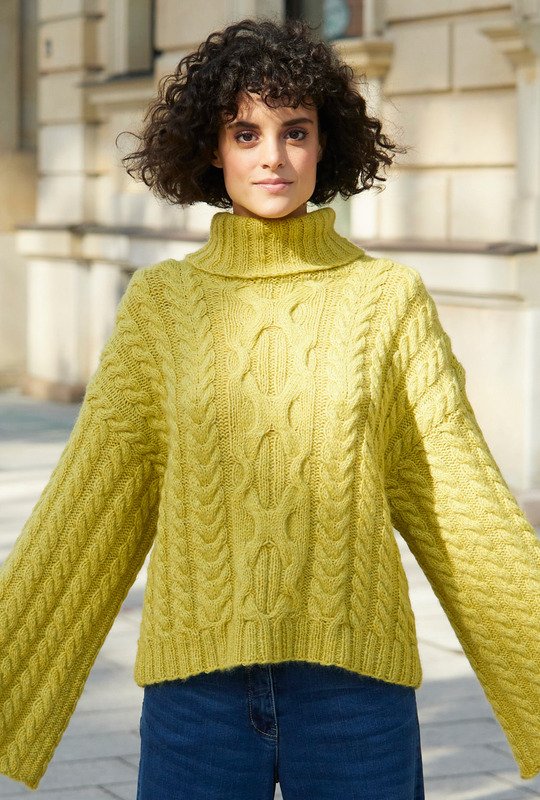 вязаный пуловер