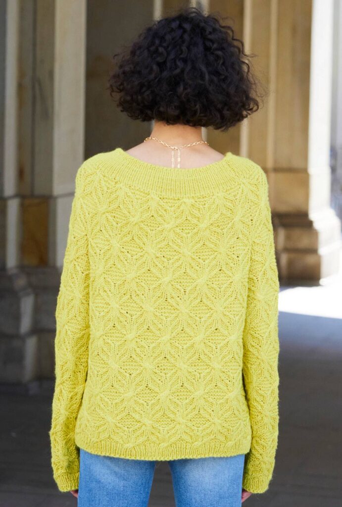 вязаный пуловер