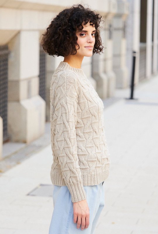 вязаный пуловер