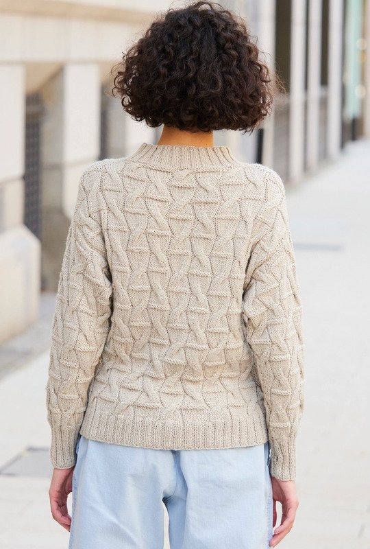 вязаный пуловер