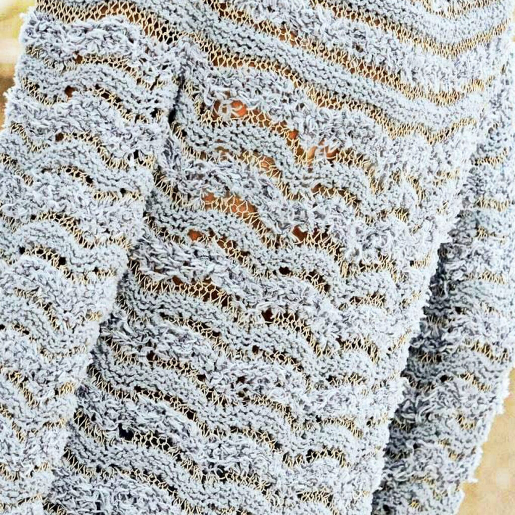 вязаный пуловер