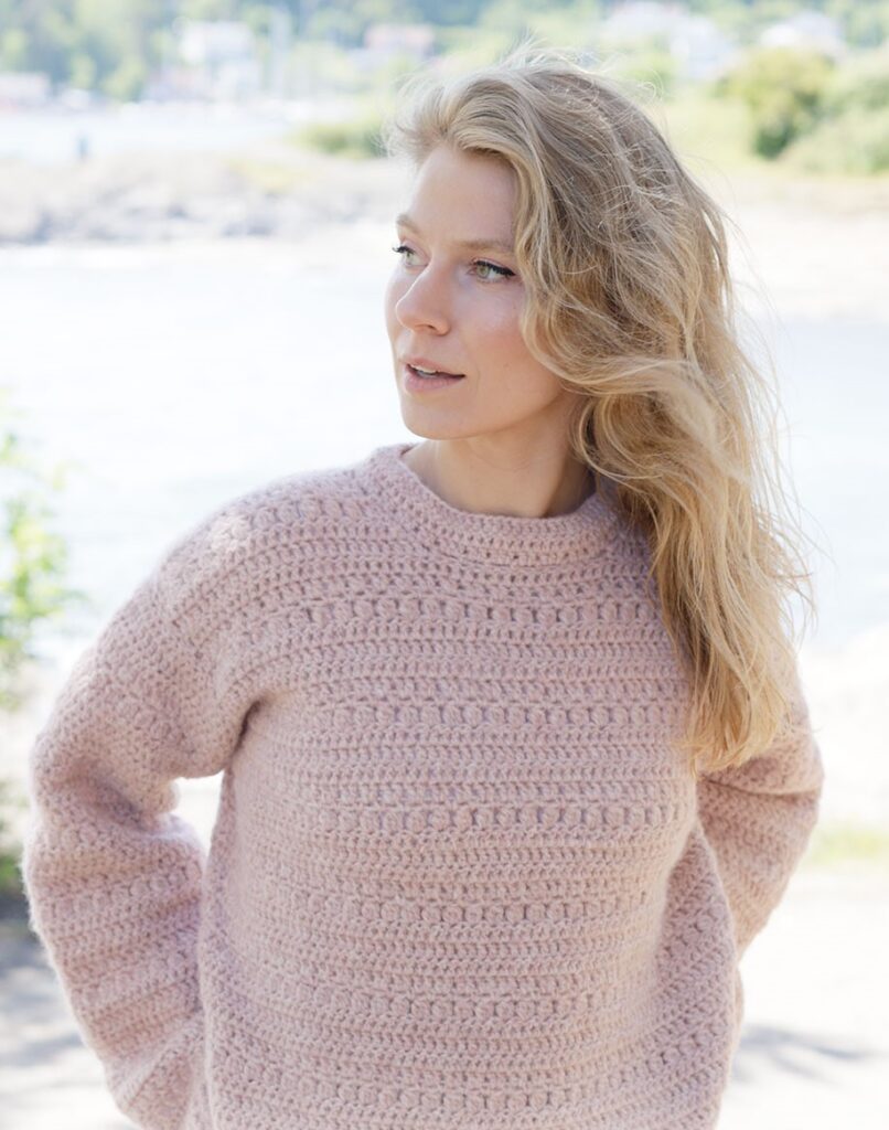 вязаный пуловер