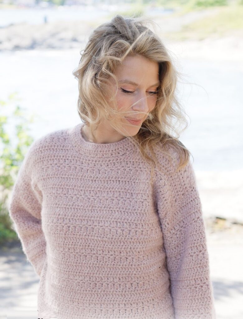 вязаный пуловер