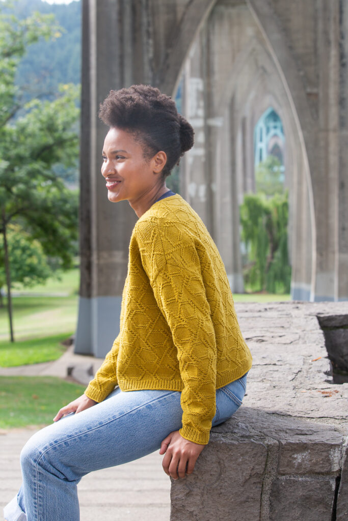 вязаный пуловер