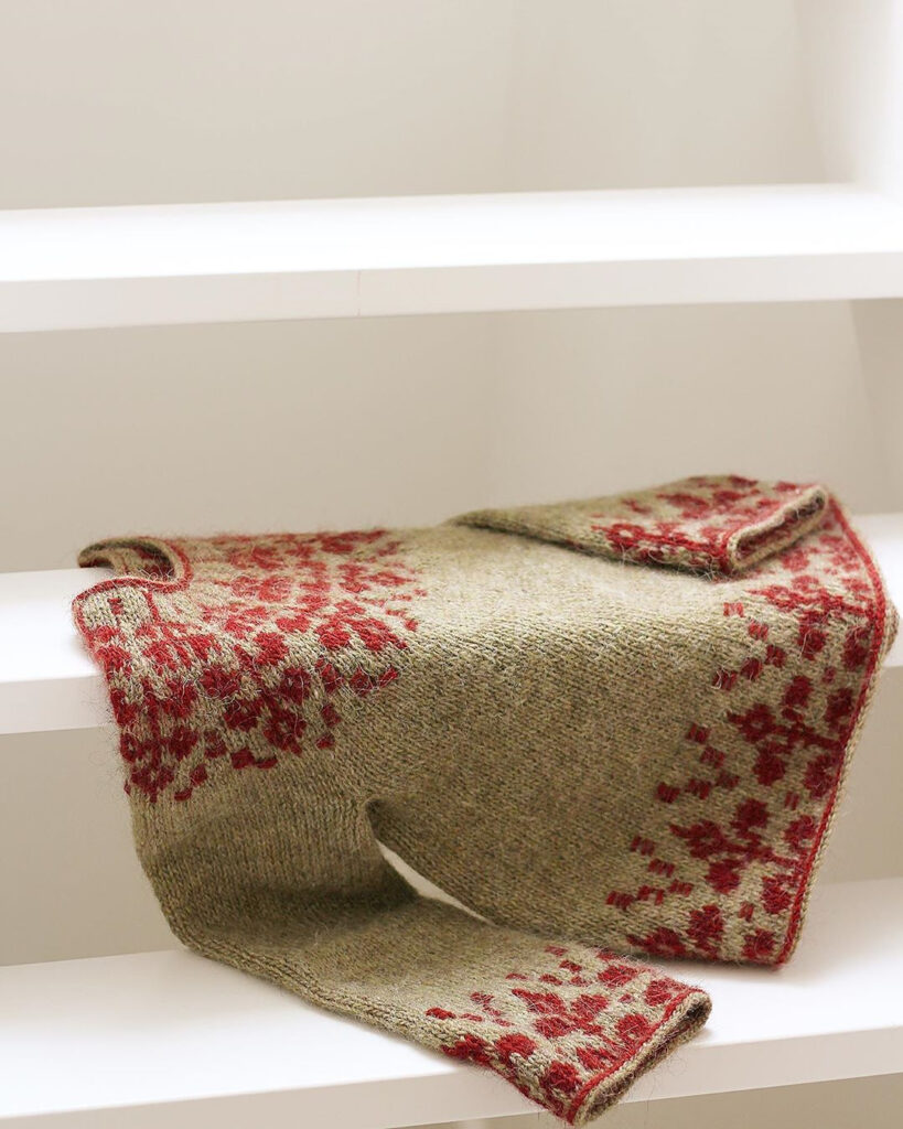 вязаный пуловер