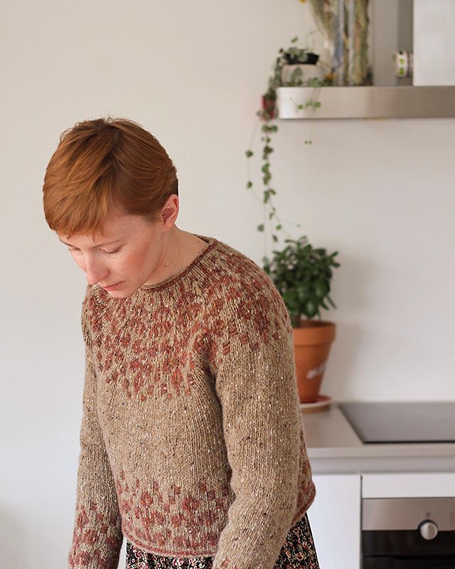 вязаный пуловер