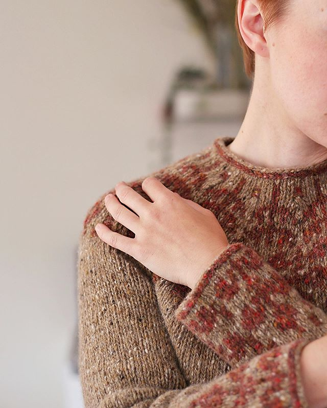 вязаный пуловер