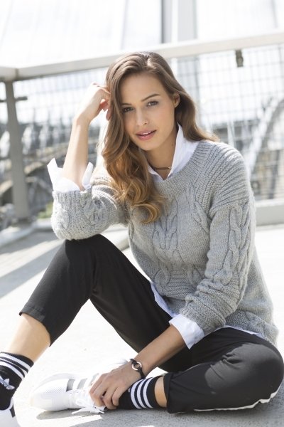 вязаный пуловер