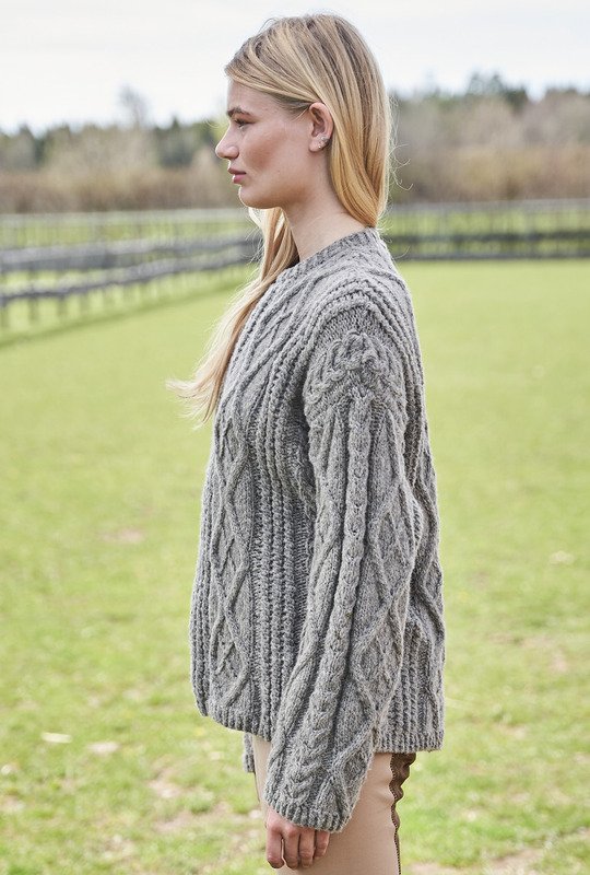 вязаный свитер