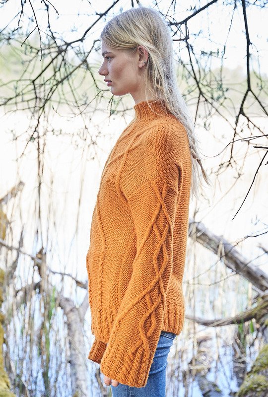 вязаный свитер