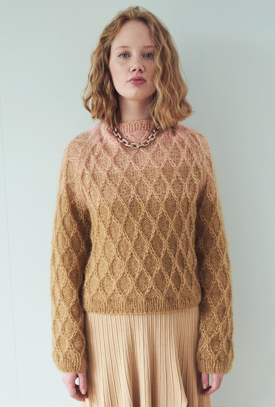 вязаный свитер