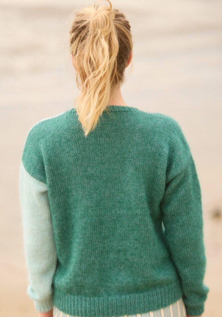 вязаный свитер