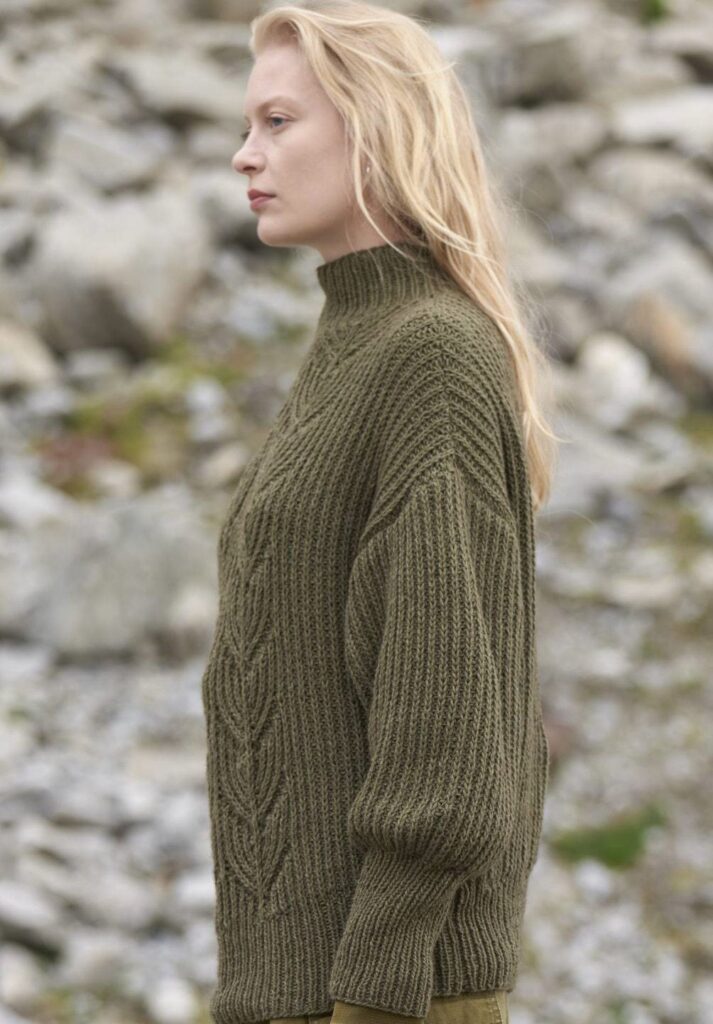 вязаный свитер