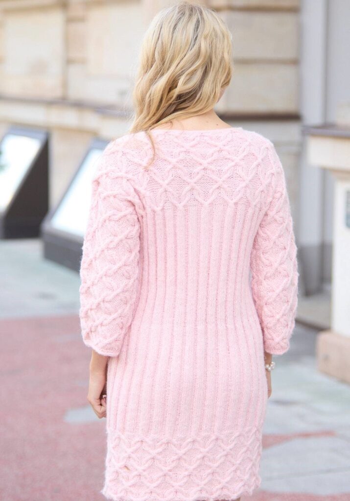 вязаное платье