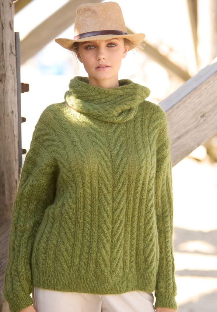 вязаный свитер