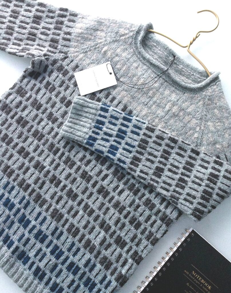 вязаный свитер