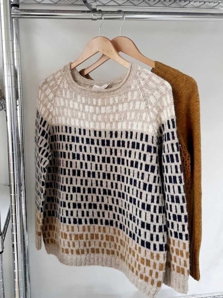 вязаный свитер