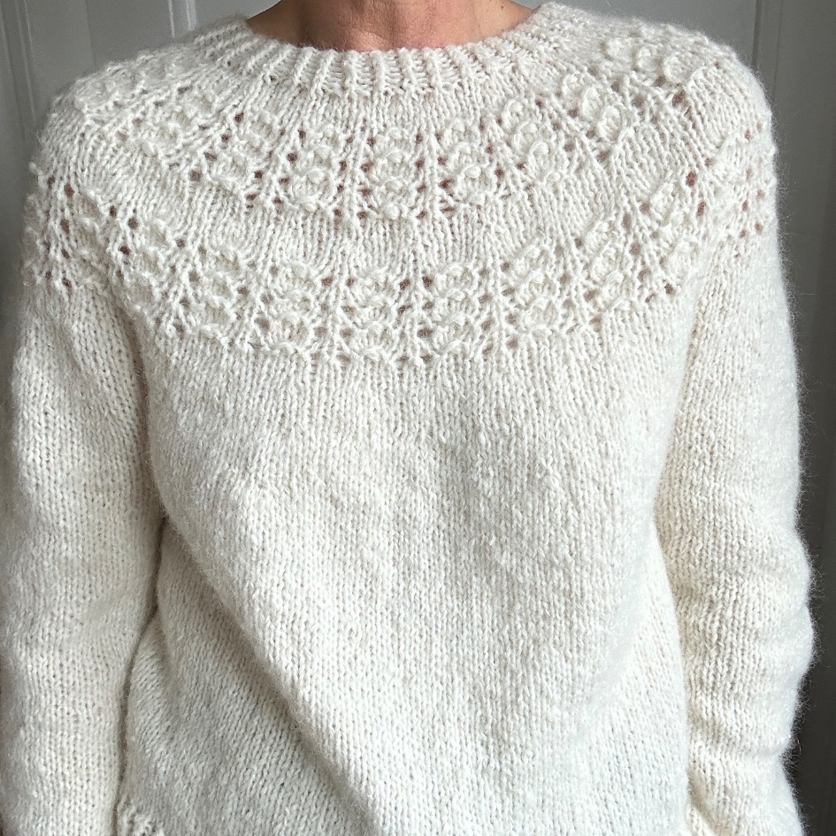 вязаный свитер