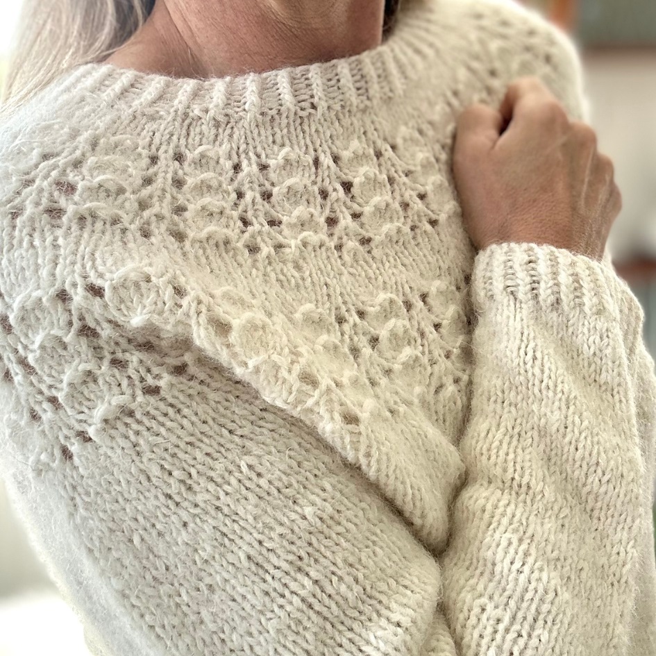 вязаный свитер