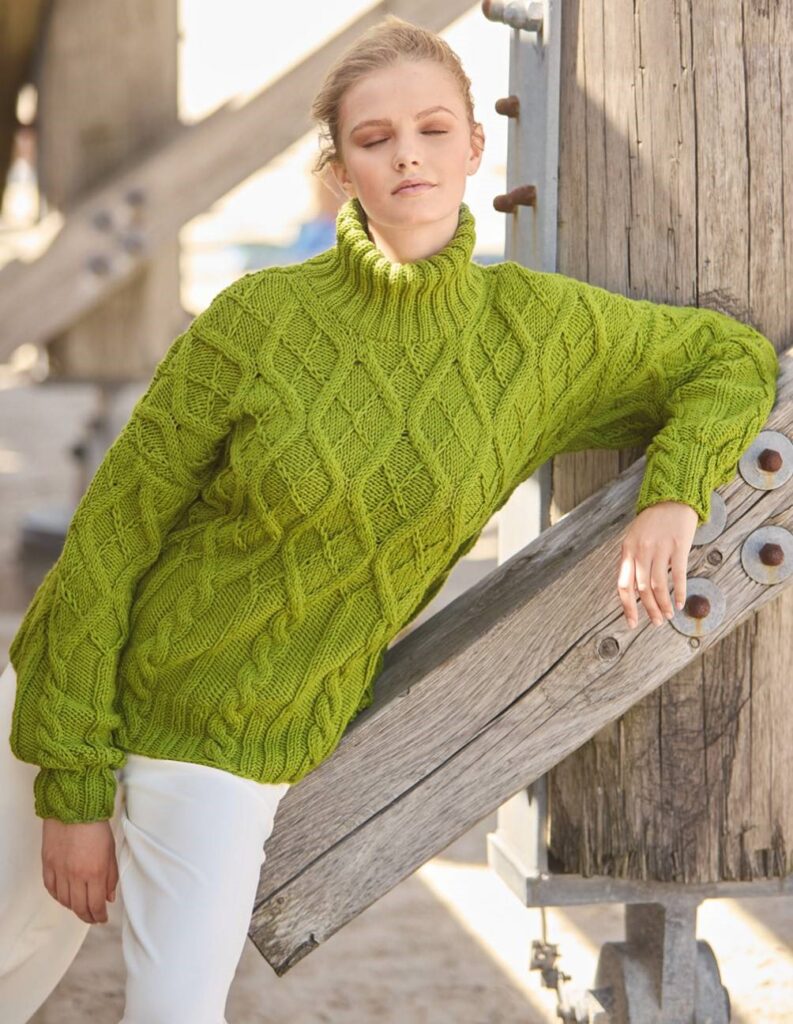 вязаный свитер