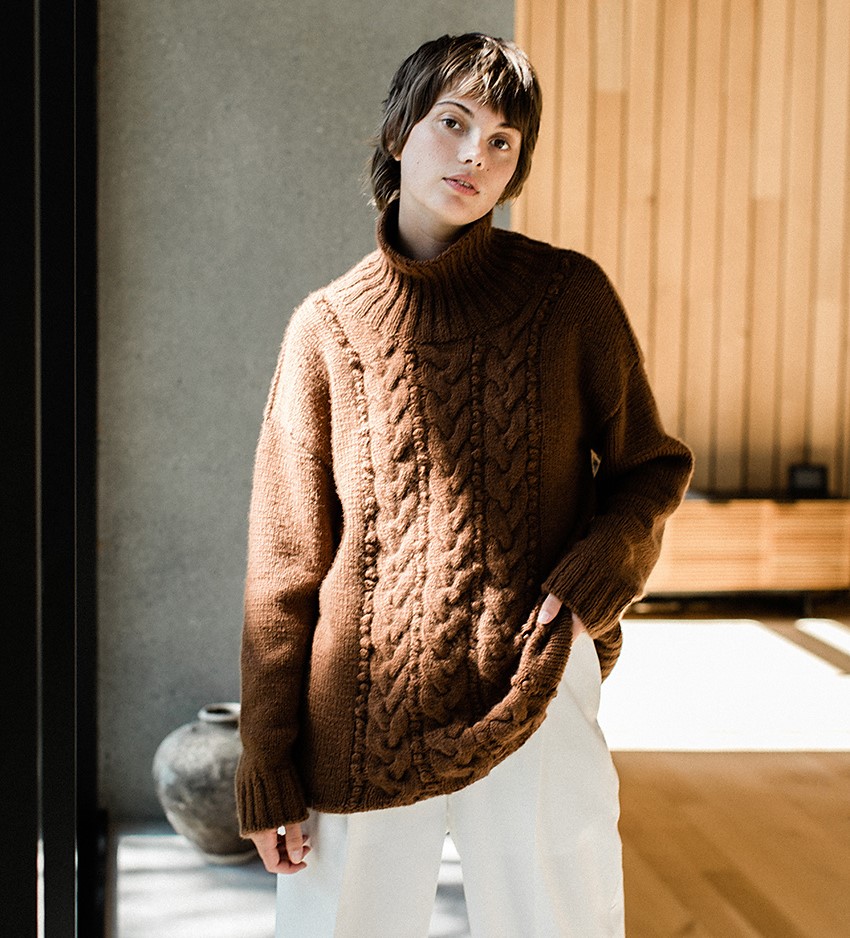 вязаный пуловер