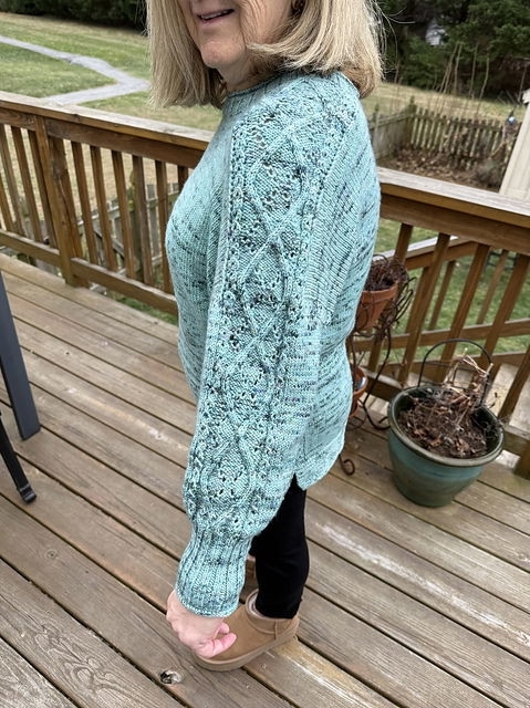 вязаный пуловер