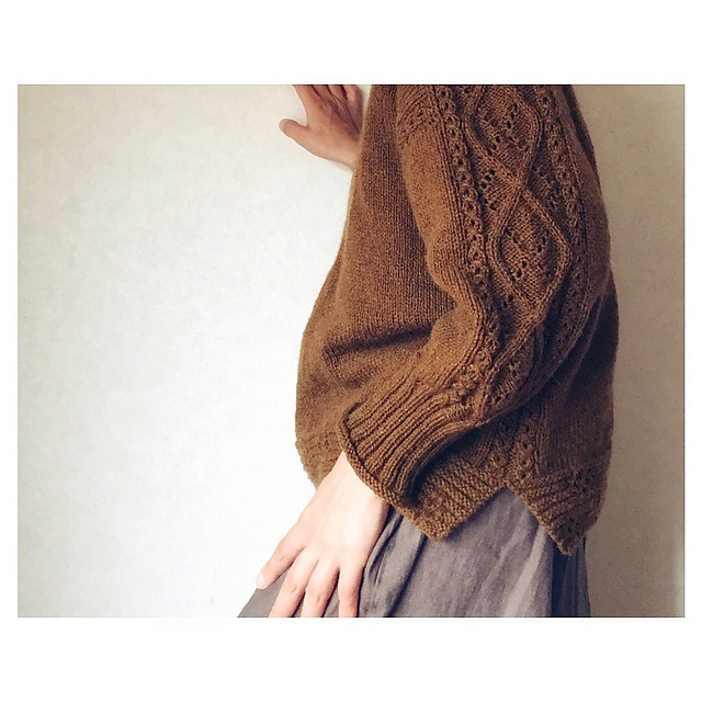 вязаный пуловер