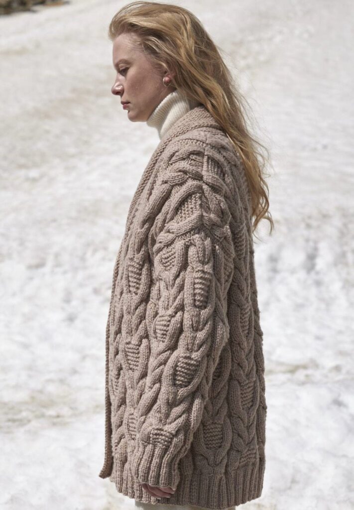 вязаный кардиган