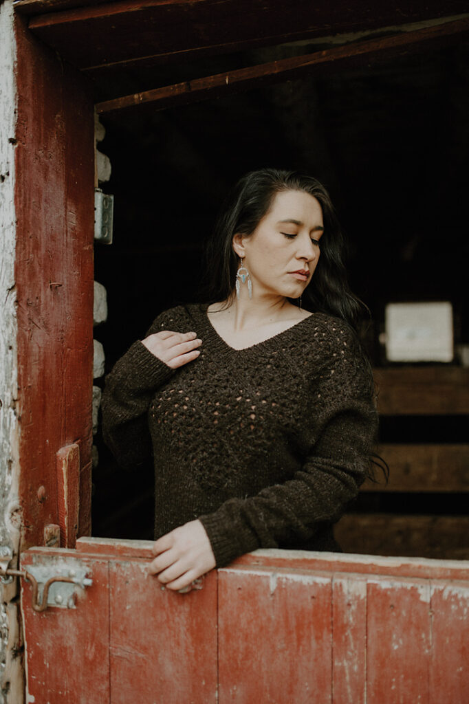 вязаный пуловер