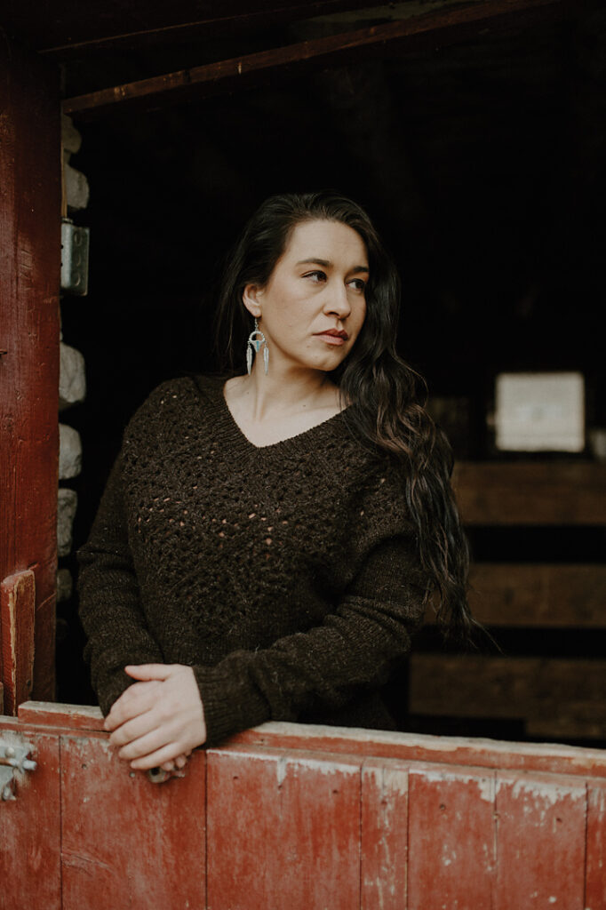 вязаный пуловер