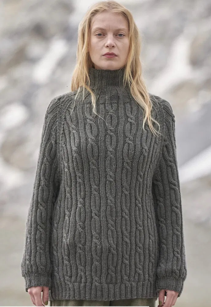 вязаный пуловер