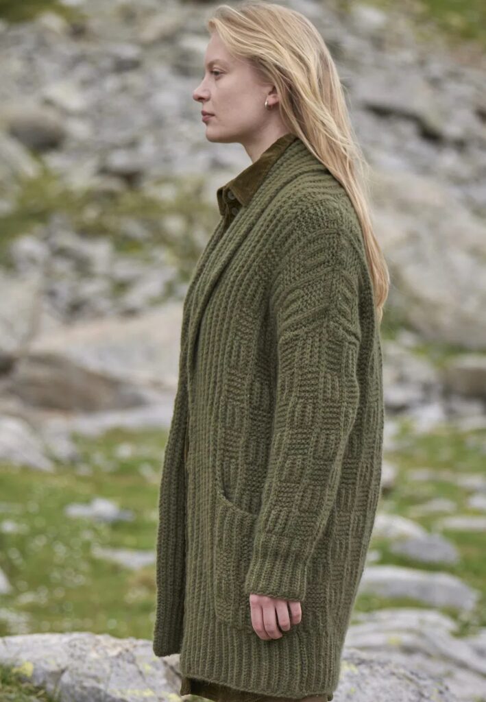 вязаный кардиган