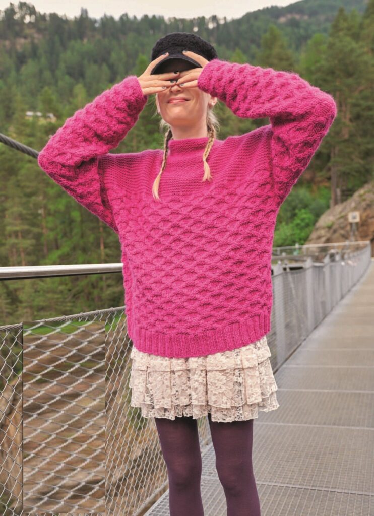 вязаный пуловер