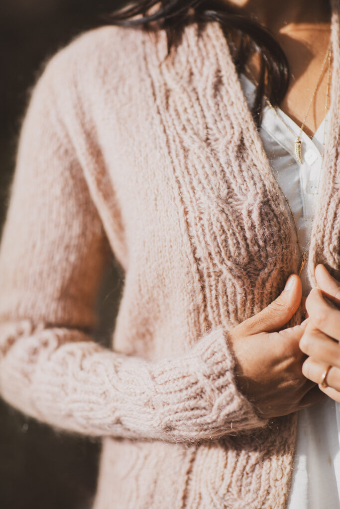 вязаный кардиган