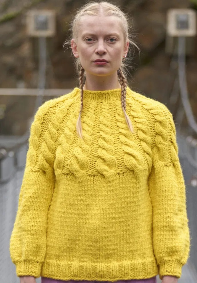 вязаный пуловер