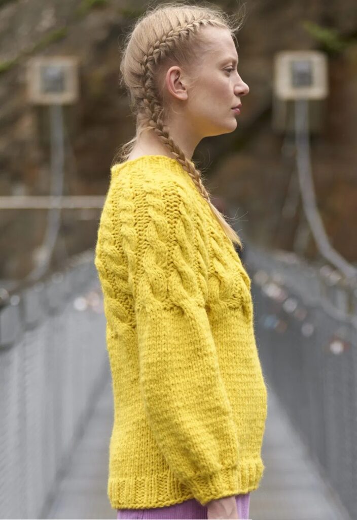 вязаный пуловер