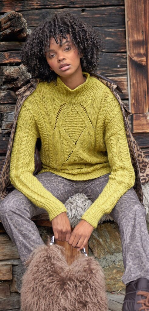 вязаный пуловер