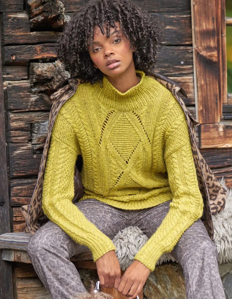 вязаный пуловер