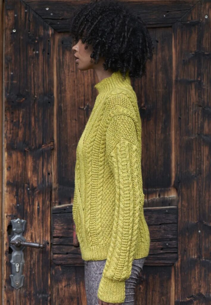 вязаный пуловер