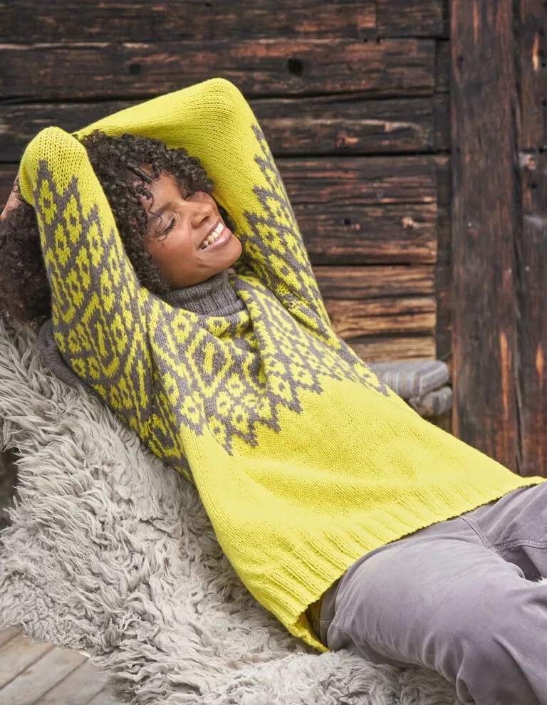 вязаный пуловер