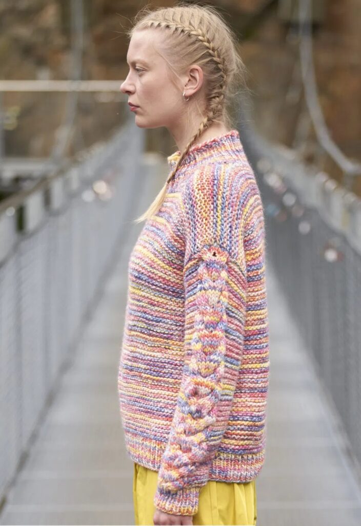 вязаный пуловер