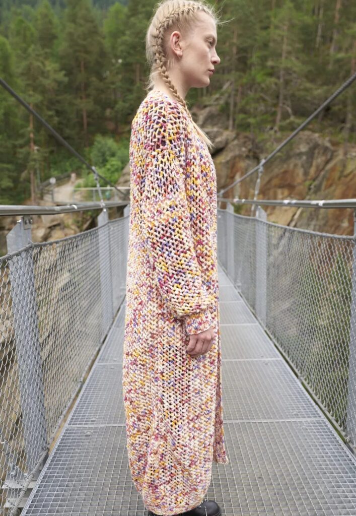 вязаное пальто