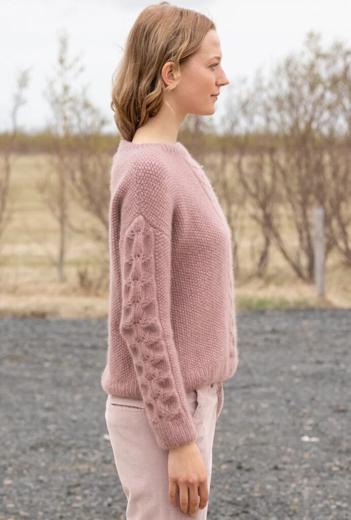 вязаный пуловер