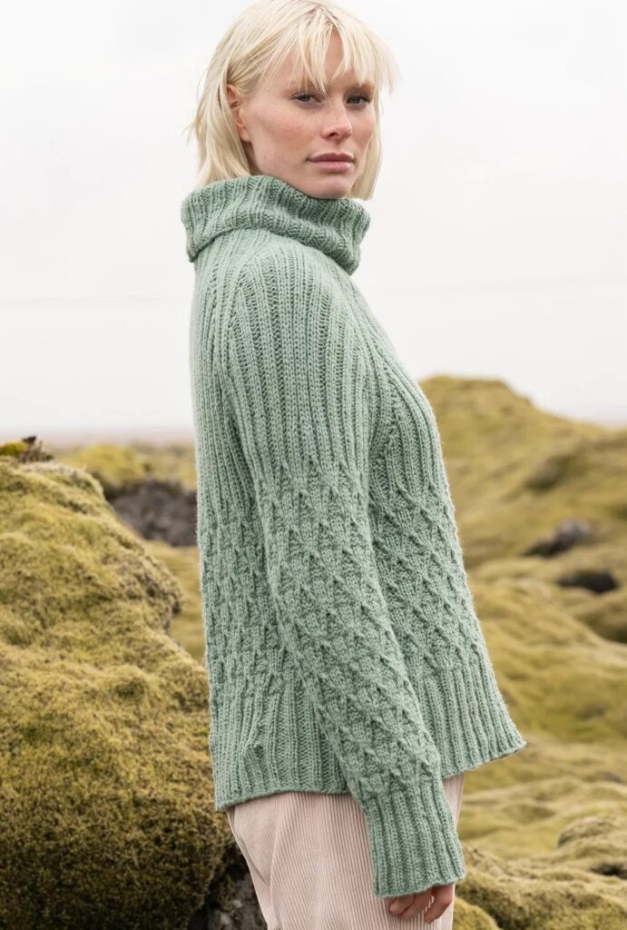 вязаный пуловер