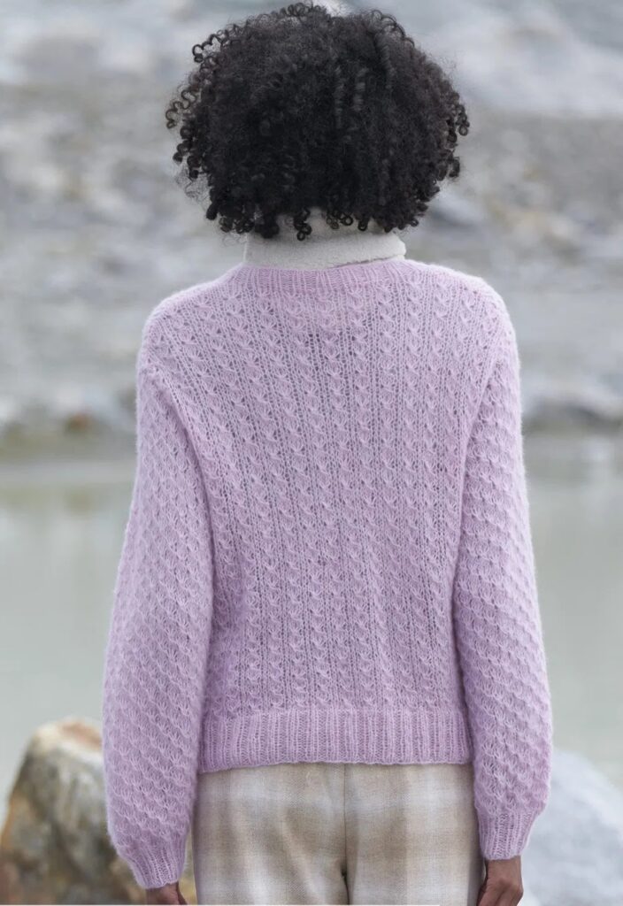 вязаный пуловер