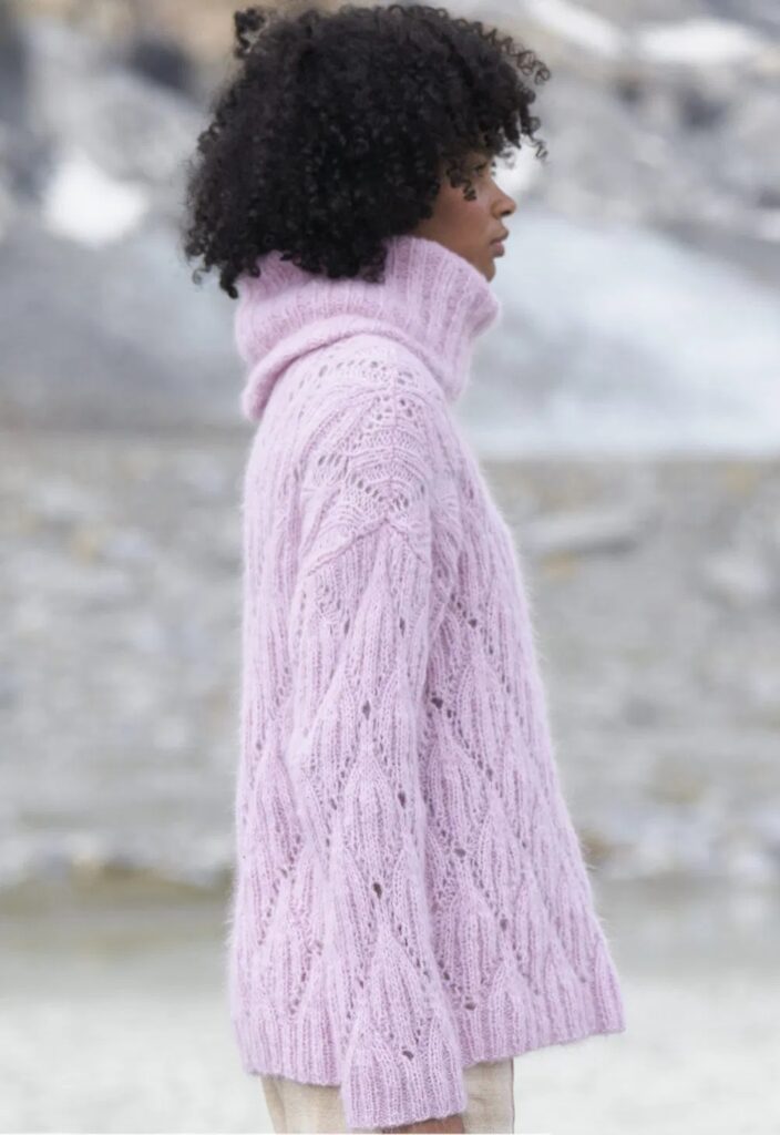 вязаный пуловер