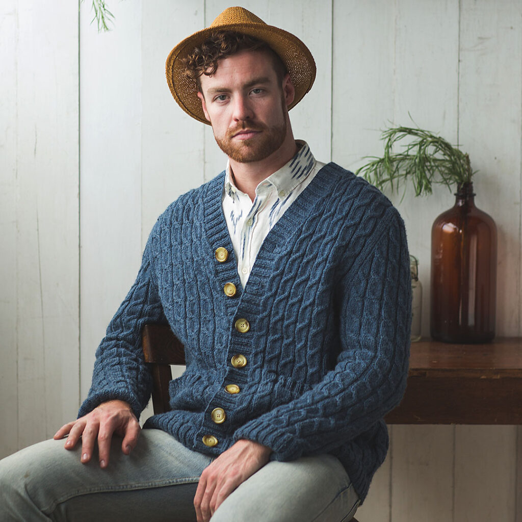 вязаный пуловер