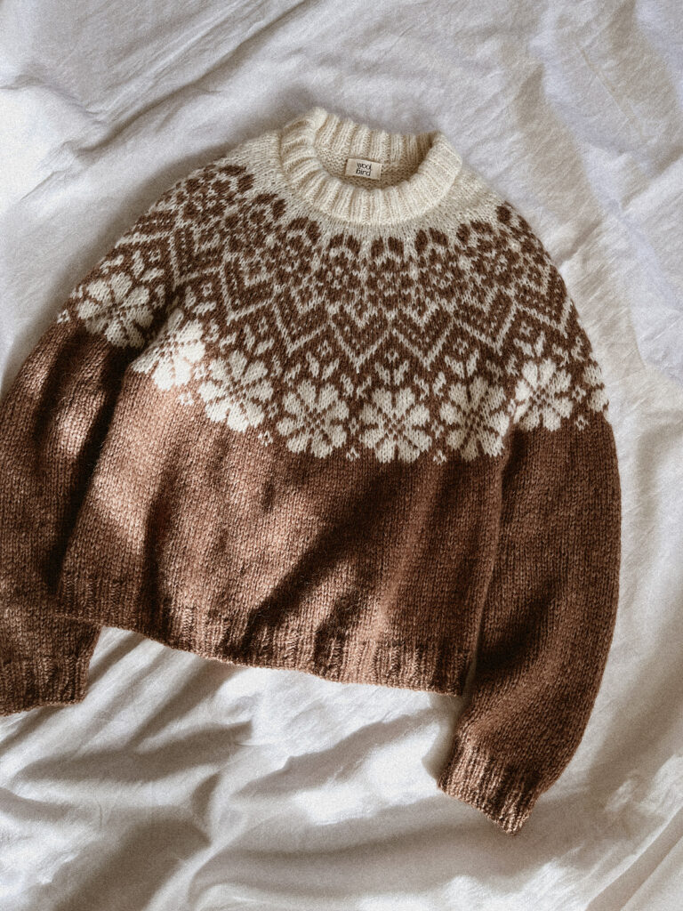 вязаный пуловер